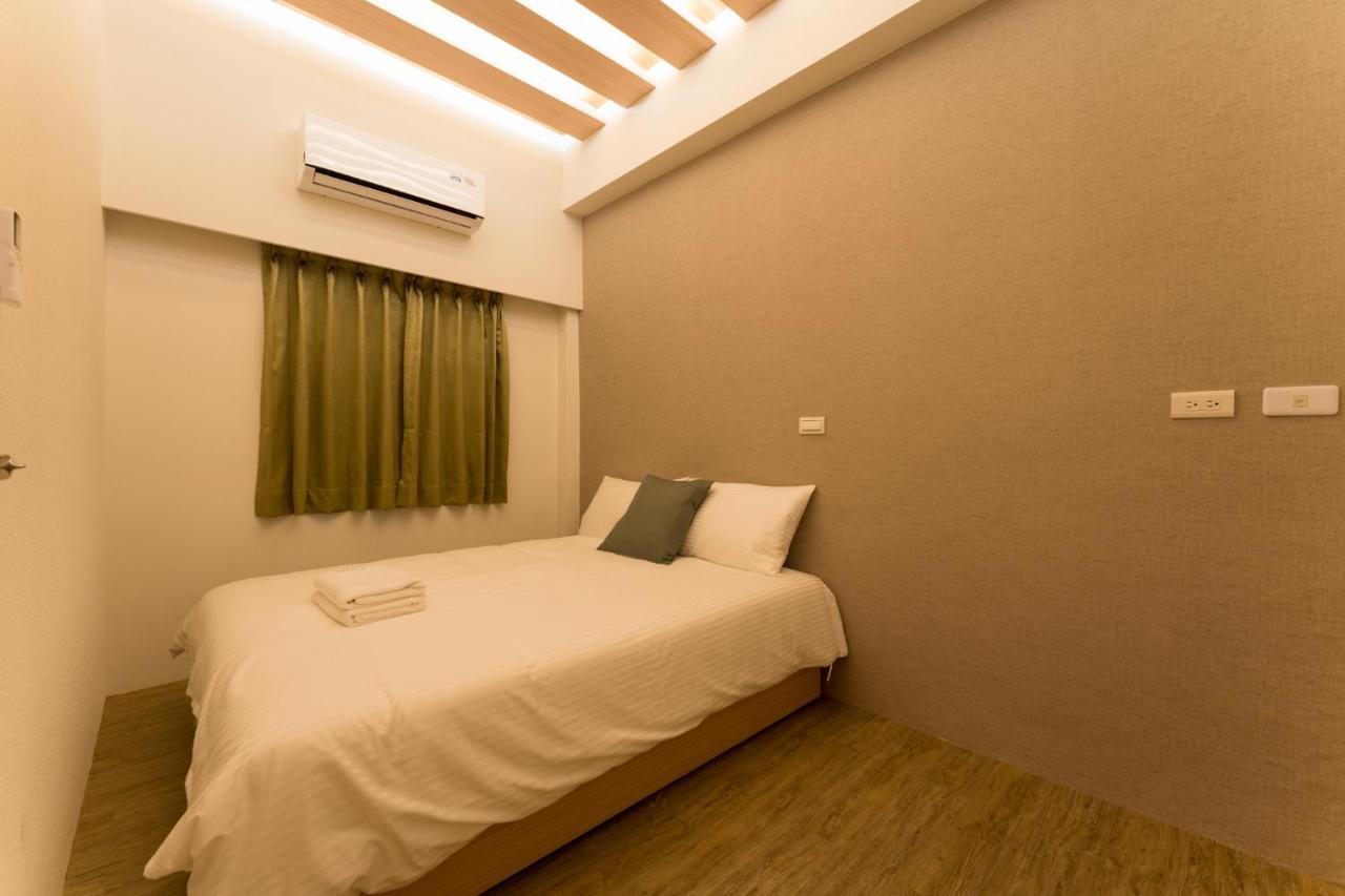 Reise Guesthouse 喜遊旅宿 ゲストハウス 旅マニア Tainan Dış mekan fotoğraf