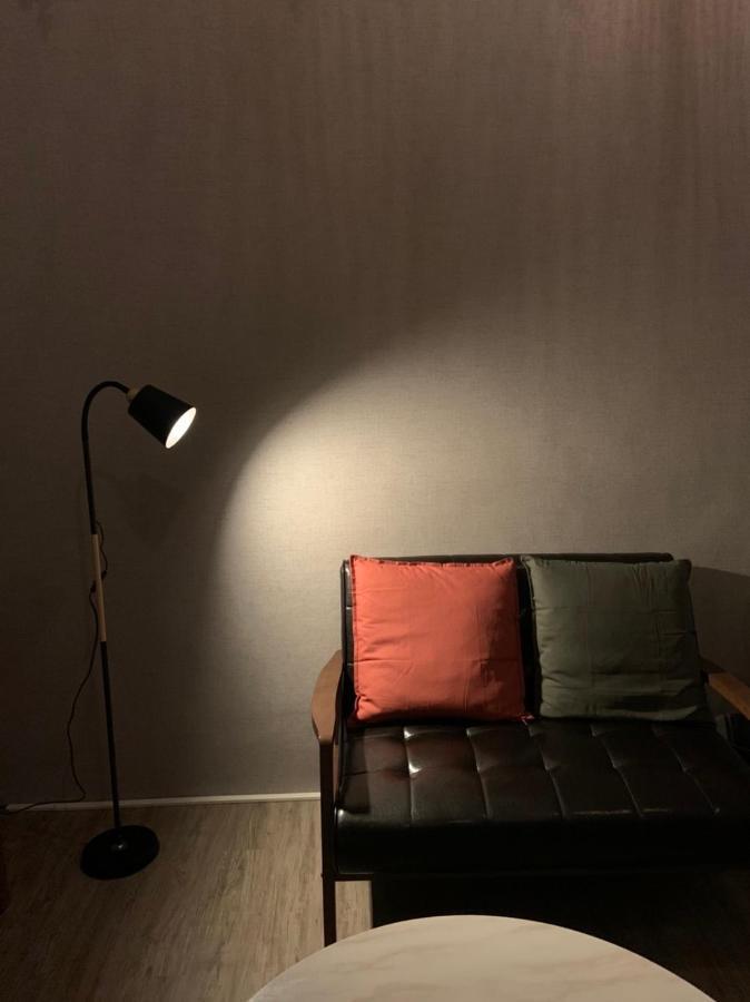 Reise Guesthouse 喜遊旅宿 ゲストハウス 旅マニア Tainan Dış mekan fotoğraf